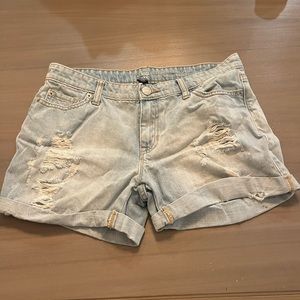 Gap Jean Shorts!